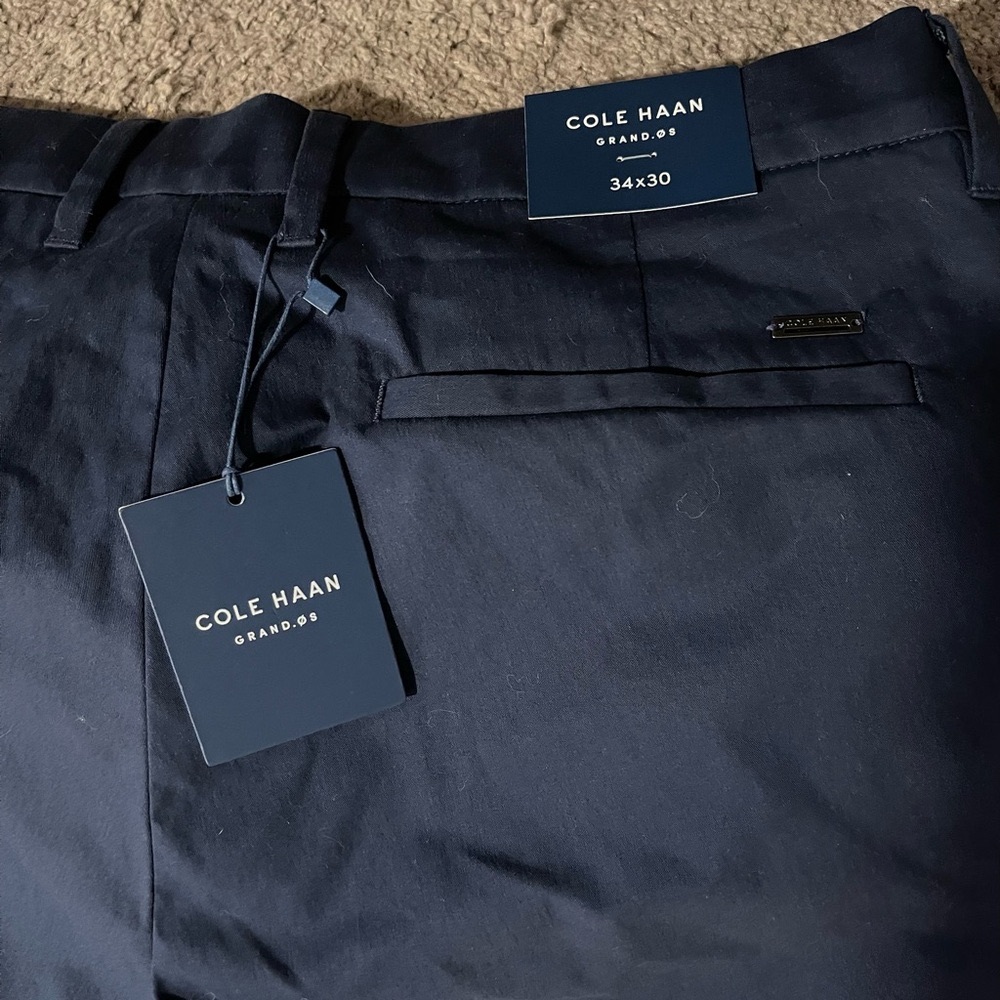 NWT Cole Haan Grand.0s 34x30 color is black it’s but more navy